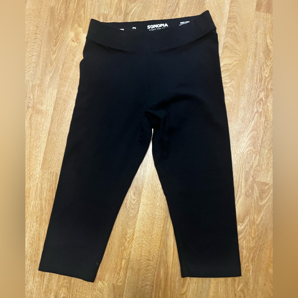 Sonoma Crop Black Leggings